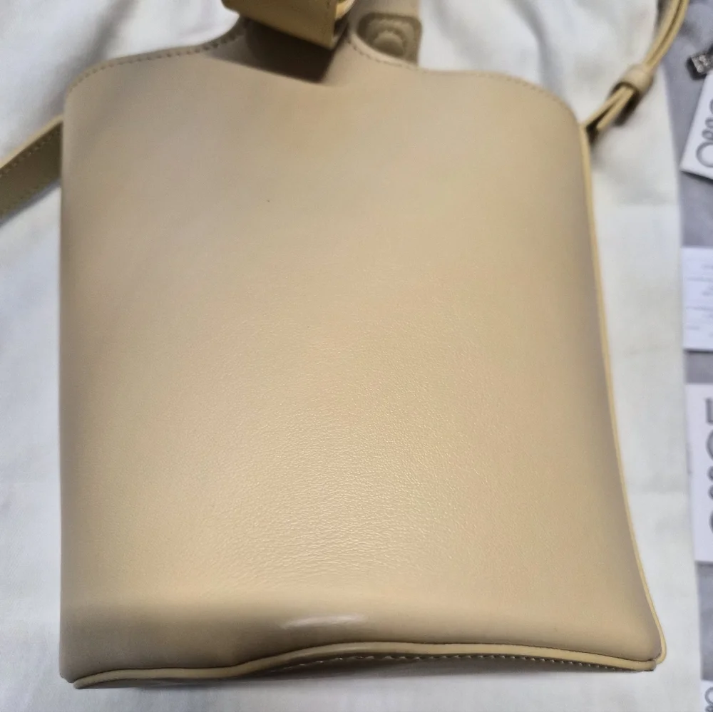 Loewe Mini Bucket Bag Smooth calfskin Dark Butter - Picture 4 of 8